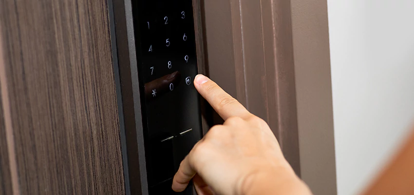 Smart Electric Locks Replacement Services in Boca Raton