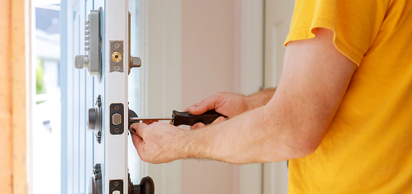 Eviction Locksmith For Key Fob Replacement Services in Boca Raton